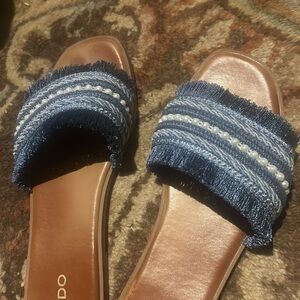 women’s Aldo sandals sz. 10